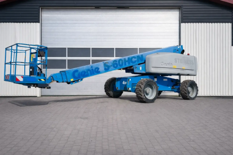 Genie S-60HC